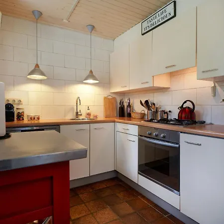 別荘 Garden View Bungalow In Nassau With Pool バールレ・ナッサウ