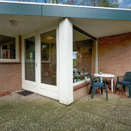 Garden View Bungalow In Nassau With Pool * バールレ・ナッサウ